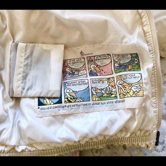 Selling a beautiful Montler Puffer jacket. - Picture 7 of 8